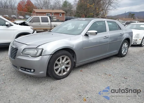 2011 Chrysler 300 z USA, uszkodzony, nr VIN 2C3CA4CG8BH524591